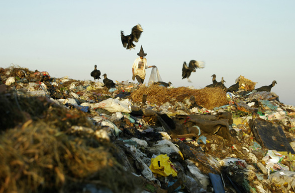 жизнь и работа на свалках