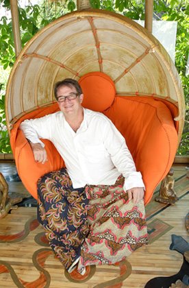 основатель Зелёной Школы — Джон Харди