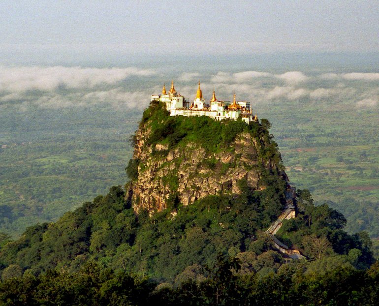 монастырь таунг калат