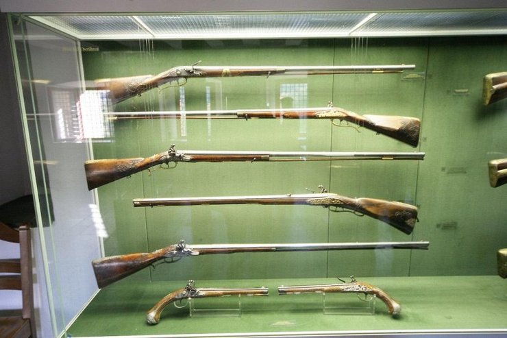 Старинные серебряные изделия