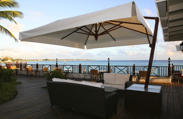 Тихий пляж Sea Breeze Beach Hotel