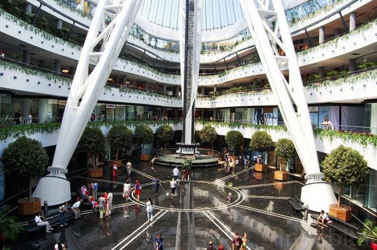 внутри хан-шатра