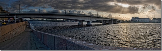 Мост Невского в Питере