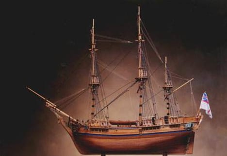 парусный корабль HMS Bounty