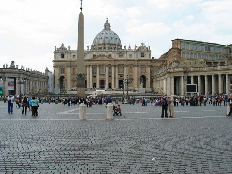 Площадь Святого Петра в Ватикане. ФОТО