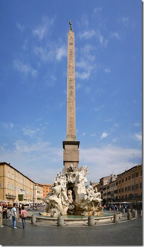 Vierstroemebrunnen_Piazza_Navona_Rom