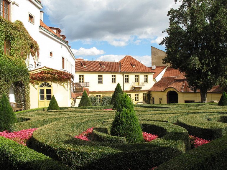 Вртбовский сад в Праге. ФОТО