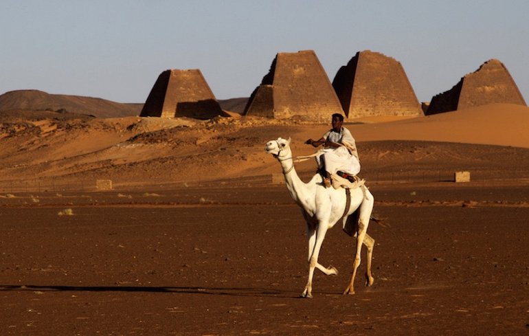 Город Мероэ и загадочные пирамиды Судана. ФОТО