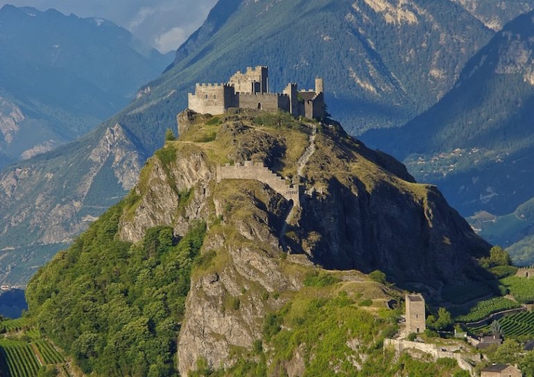 замки швейцарии на лайфглоб