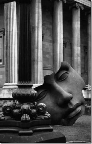 городская сцена в документальном стиле