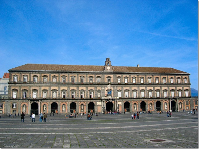 Palazzo-Reale-di-Napoli_s01