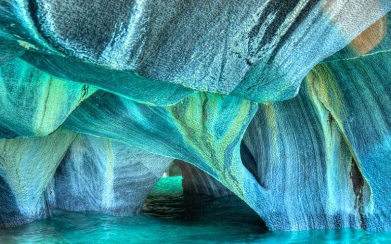 мраморные пещеры чили