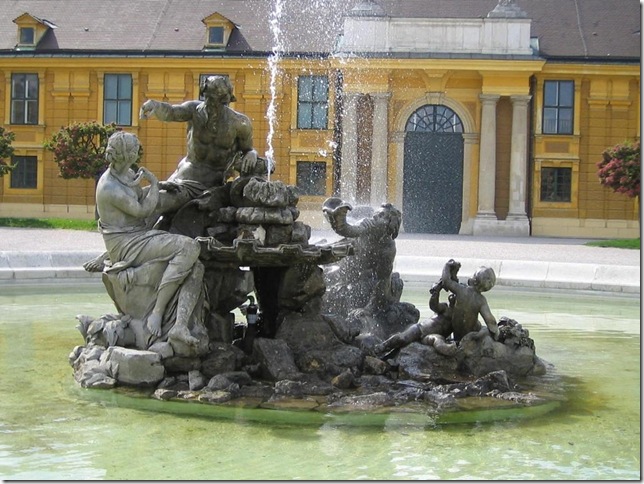 vienna_a_fountain_at_the_belvedere_austria_20090605_1175213154
