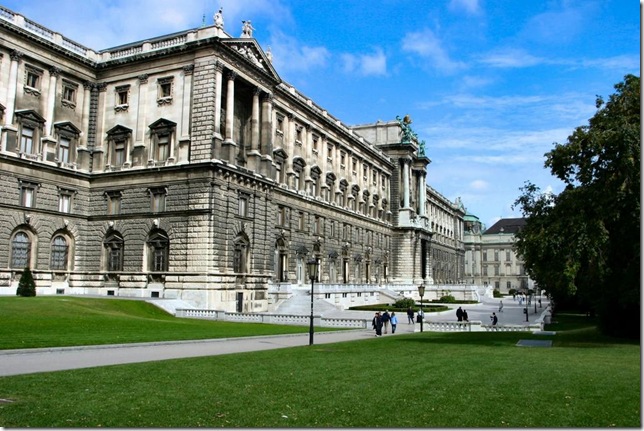 side_view_hofburg_imperial_palace_vienna_austria_20090605_1181875483