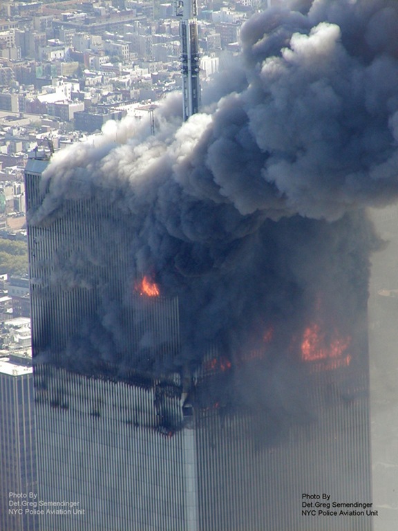 APTOPIX Attacks World Trade Center