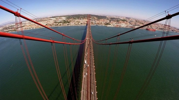 мост 25 апреля