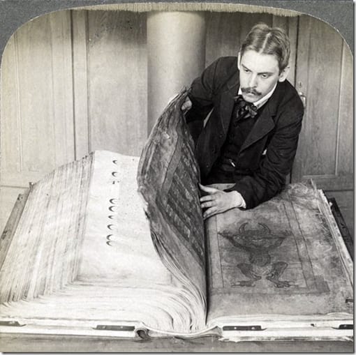 Страница с иллюстрацией дьявола &mdash; самая известная часть Codex Gigas