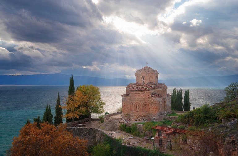 охридское озеро в македонии