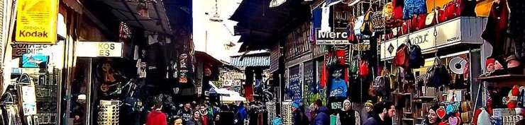 улицы и магазины Афин