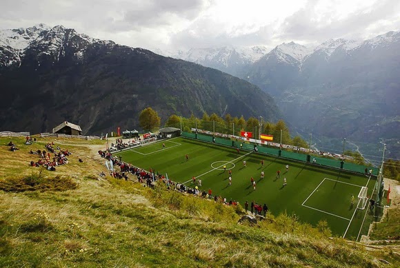 Фото Стадион Оттмара Хитцфельда, Швейцария