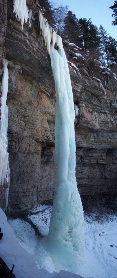 Фото Замерзший водопад