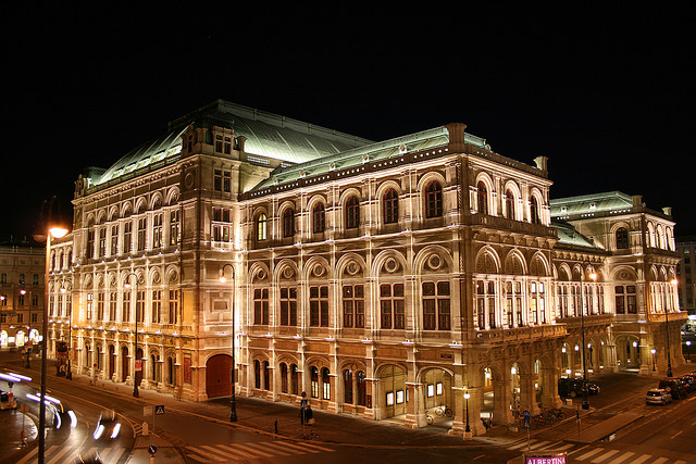 Фото Венская опера
