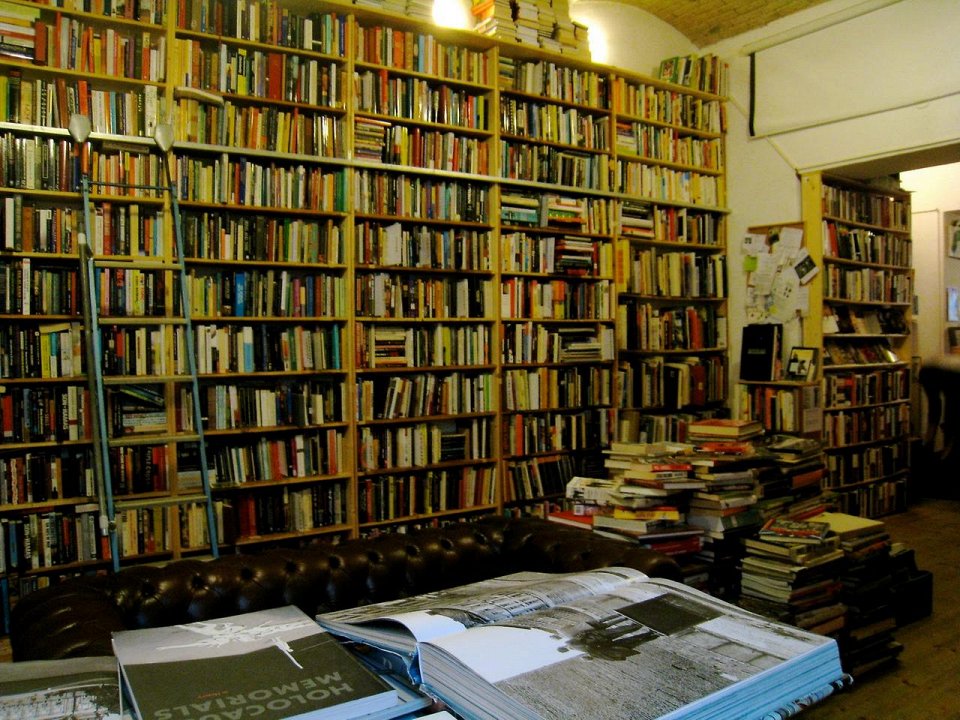 Фото Книжный магазин Сент-Джорджес