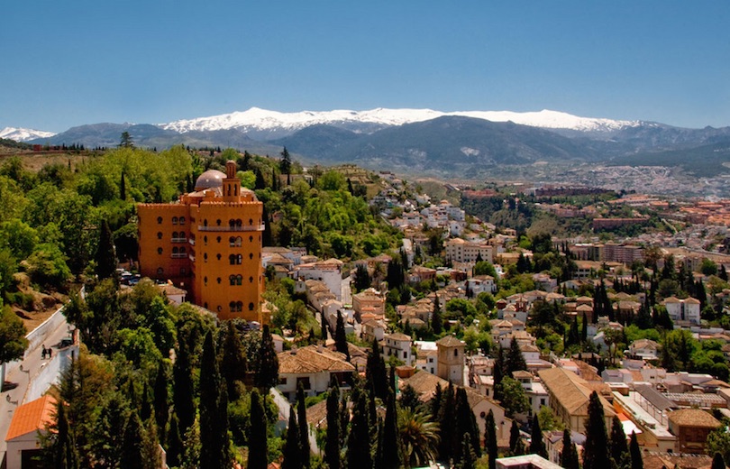 Фото Отель Alhambra Palace