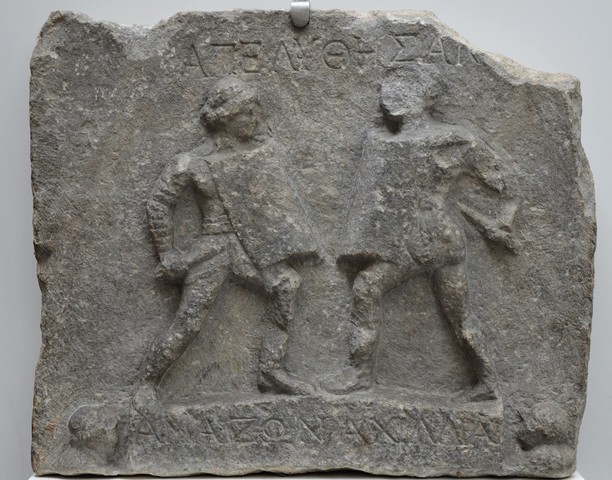 Фото Женщина-гладиатор