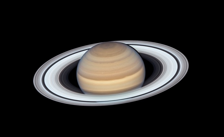 Фото Почему древние римляне назвали его Сатурном?