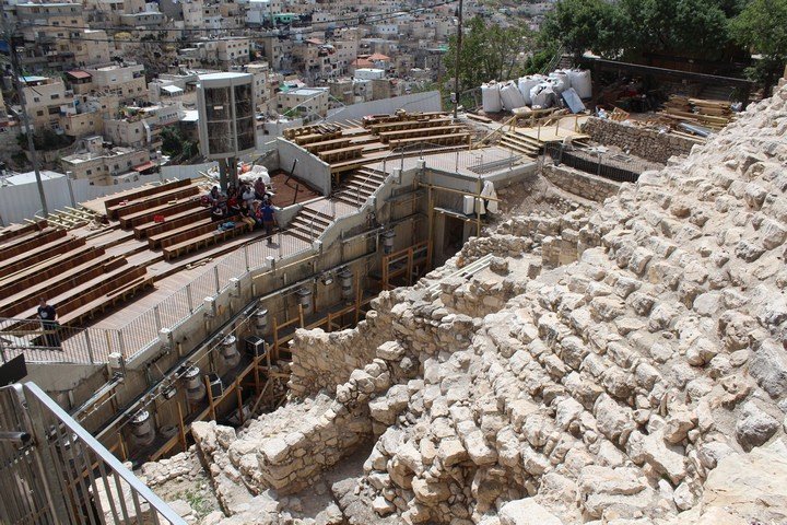 Фото Поиски дворца царя Давида