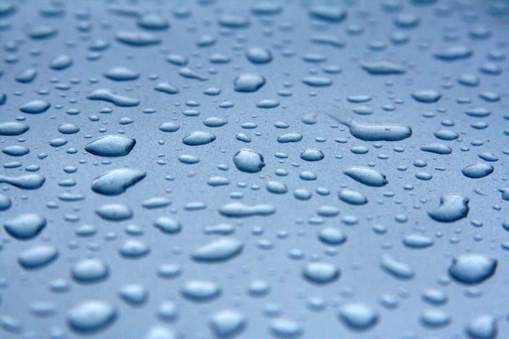 Форма дождевых капель — не то, чем кажется