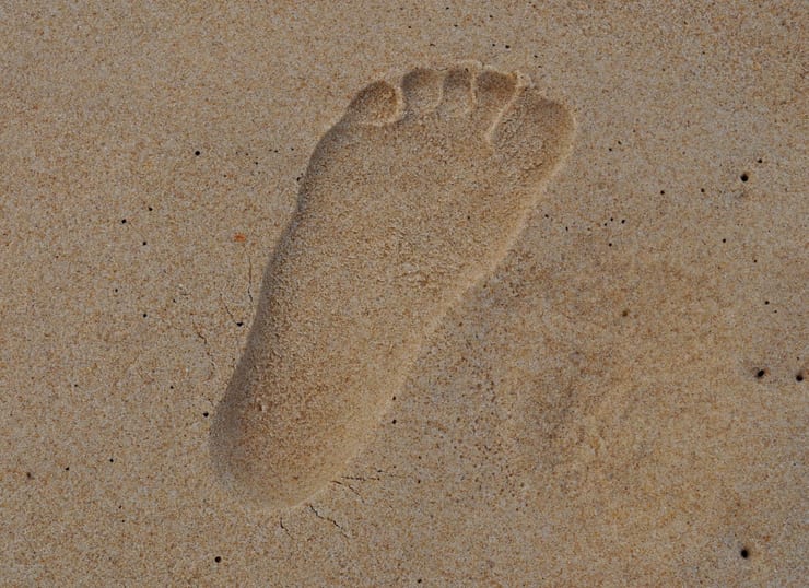 Следы обуви и походка